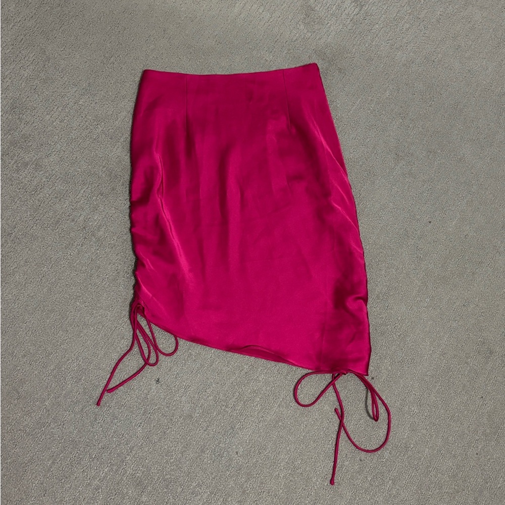 NWOT Tiger Mist asymmetrical satin skirt